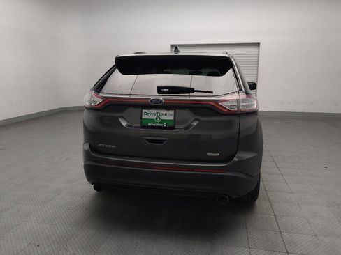 Used 2018 Ford Edge SE FWD image 7