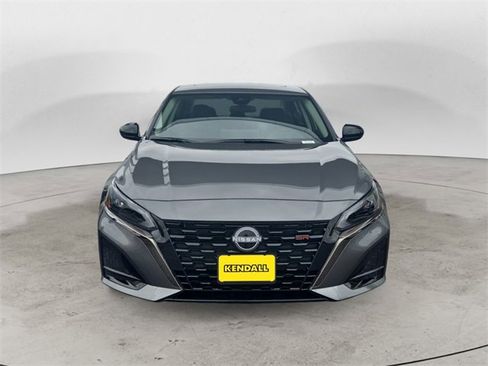 New 2025 Nissan Altima 2.5 SR w/ SR Premium Package image 8