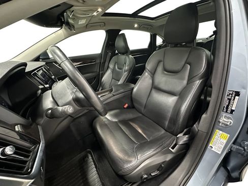 Used 2018 Volvo S90 T6 Momentum w/ Convenience Package image 11