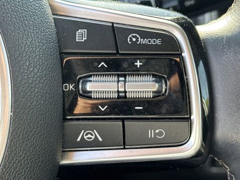 Used 2021 Kia Sorento S image 25