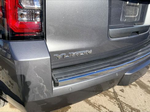 Used 2020 GMC Yukon Denali w/ Denali Ultimate Package image 33