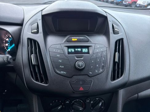Used 2018 Ford Transit Connect XL image 18