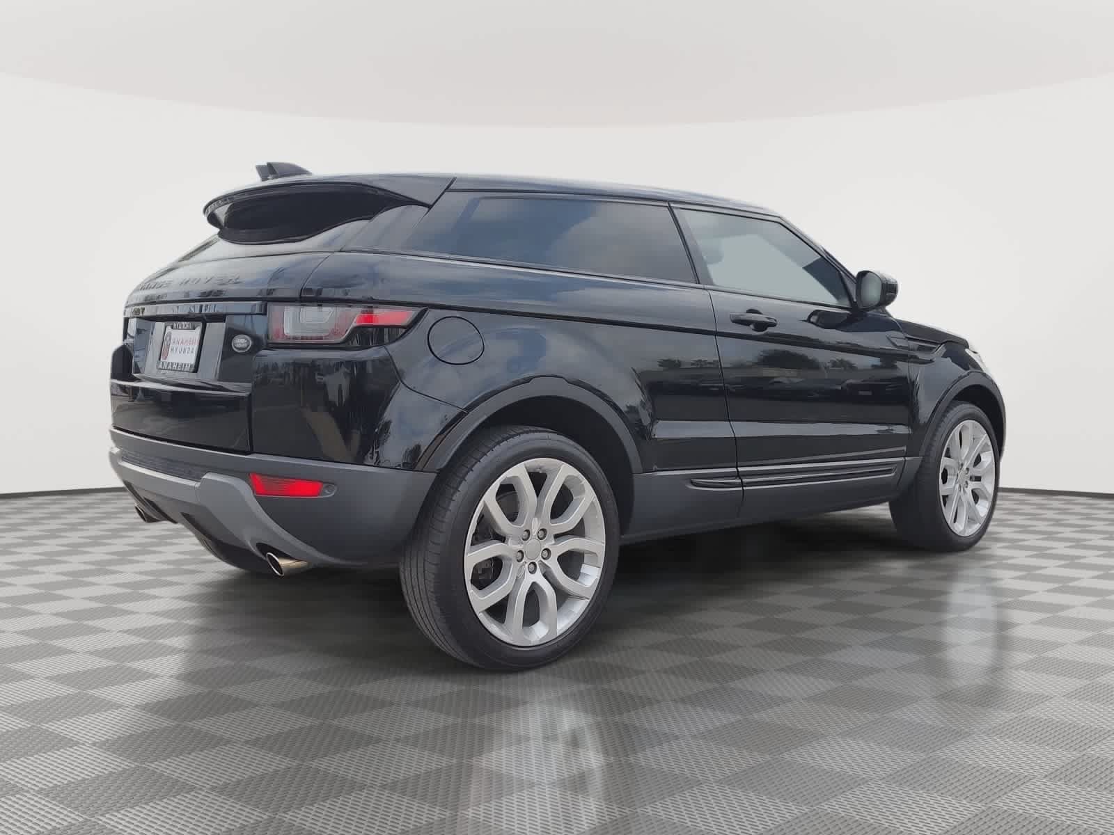 Used 2017 Land Rover Range Rover Evoque SE Premium AWD/4WD image 7