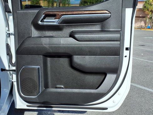 Used 2024 GMC Sierra 1500 SLE w/ Enhanced Capability Package image 15