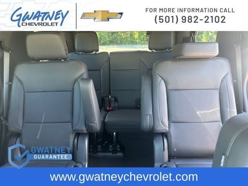 Used 2024 Chevrolet Tahoe Z71 w/ Luxury Package image 29