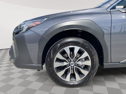 Used 2025 Subaru Outback Touring XT AWD/4WD image 11