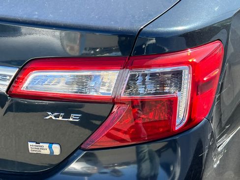 Used 2013 Toyota Camry XLE w/ Leather Pkg image 15