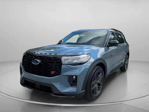 New 2026 Ford Explorer ST w/ Sun And Sound Package image 10