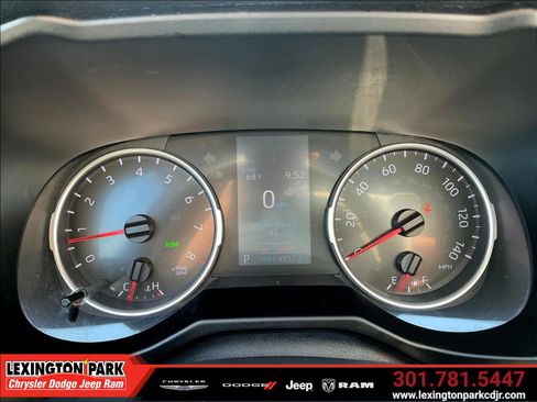 Used 2019 Toyota RAV4 XLE AWD/4WD image 13