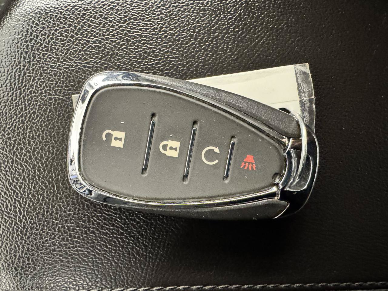 Used 2023 Chevrolet Bolt EUV LT FWD image 42