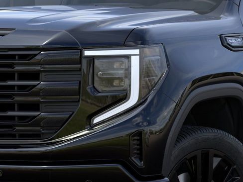 New 2026 GMC Sierra 1500 Elevation image 10