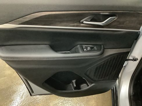 New 2026 Jeep Grand Cherokee Altitude AWD/4WD image 25