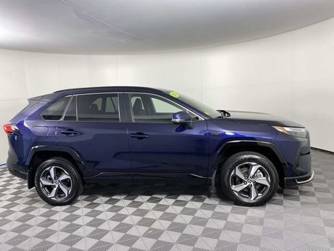 Used 2024 Toyota RAV4 SE AWD/4WD image 11