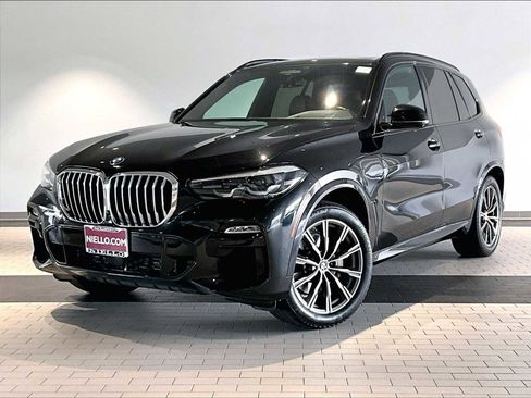 Used 2021 BMW X5 xDrive40i w/ M Sport Package image 1