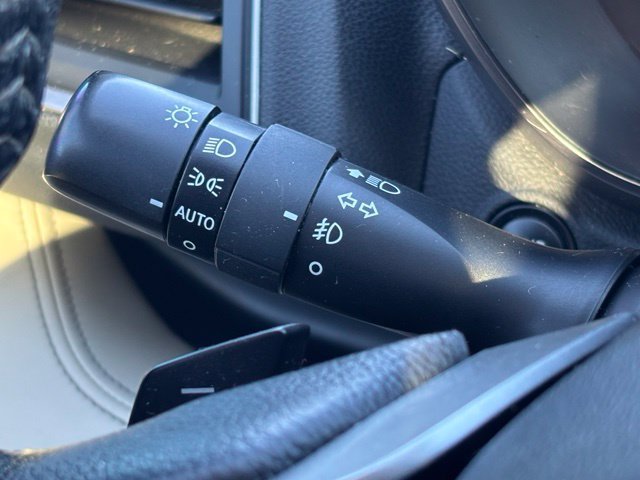 Used 2021 Subaru Ascent Limited w/ Technology Package AWD/4WD image 16