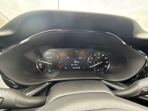 Used 2023 Buick Envision Preferred w/ Sport Touring Package image 11