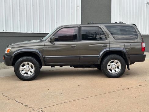 Used 1997 Toyota 4Runner Limited image 9
