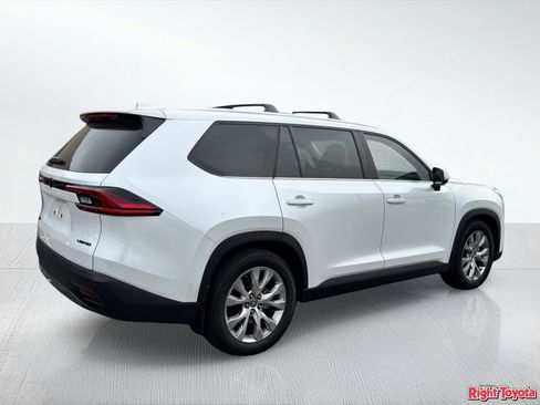 Certified 2025 Toyota Grand Highlander AWD Hybrid image 4