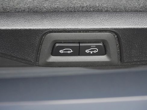 Certified 2026 BMW X7 xDrive40i AWD/4WD image 40