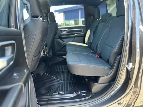 Used 2022 RAM 1500 Big Horn AWD/4WD image 29
