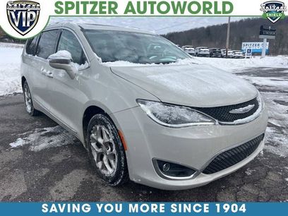 Used 2017 Chrysler Pacifica Limited