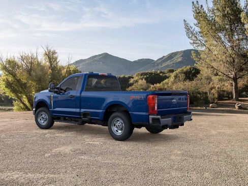 New 2026 Ford F250 XL w/ FX4 Off-Road Package AWD/4WD image 4