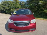 Used 2015 Chrysler Town & Country Touring-L w/ Driver Convenience Group image 2