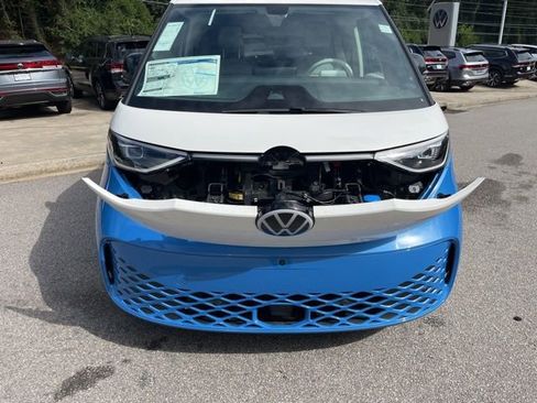 New 2025 Volkswagen ID. Buzz 1st Edition image 26