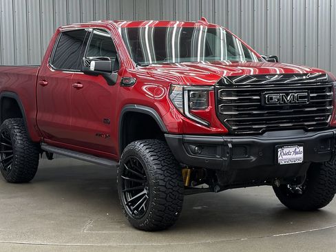 Used 2026 GMC Sierra 1500 AT4X w/ LPO, Black Badging Package AWD/4WD image 7