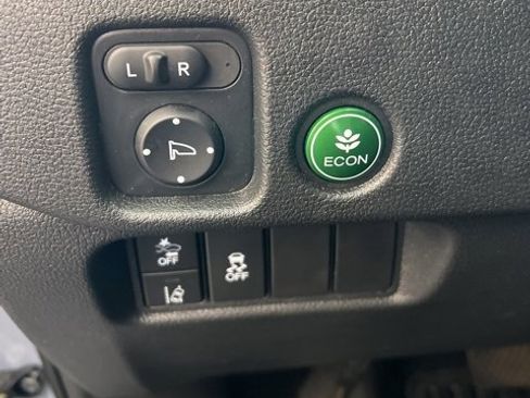 Used 2022 Honda Pilot TrailSport image 13