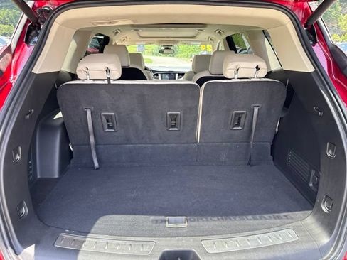 Used 2024 Buick Enclave Essence w/ Experience Buick Package AWD/4WD image 20