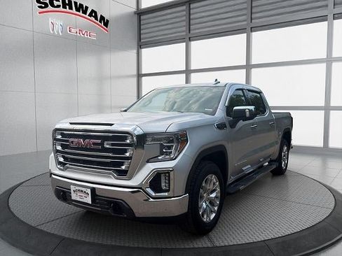 Used 2019 GMC Sierra 1500 SLT w/ SLT Premium Package AWD/4WD image 8