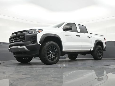 Used 2023 Chevrolet Colorado Trail Boss w/ Advanced Trailering Package AWD/4WD image 28