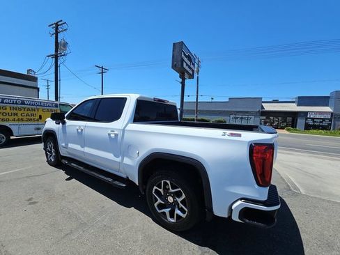 Used 2023 GMC Sierra 1500 Elevation w/ Elevation Premium Package AWD/4WD image 4