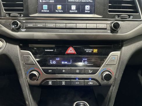 Used 2018 Hyundai Elantra Value Edition FWD image 21