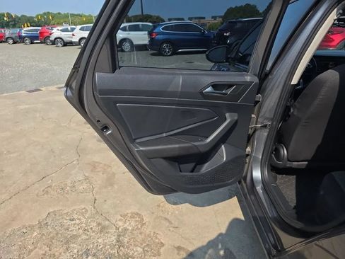 Used 2019 Volkswagen Jetta S FWD image 33