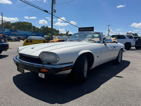 Used 1993 Jaguar XJS 4.0 Convertible RWD image 7
