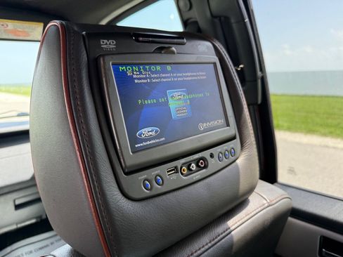 Used 2015 Ford Expedition EL King Ranch RWD image 16