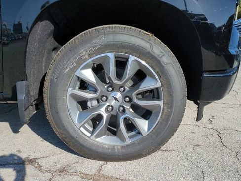 Used 2026 Chevrolet Silverado 1500 RST w/ RST All Star Premium Package RWD image 11