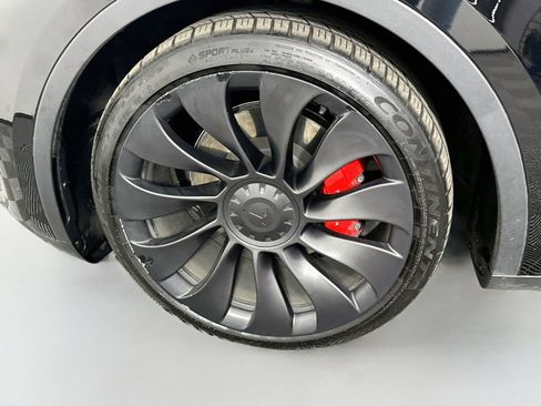 Used 2023 Tesla Model Y Performance AWD/4WD image 31