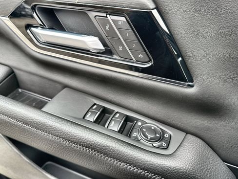 New 2026 GMC Yukon XL Denali w/ Sun & Power Step Package image 15