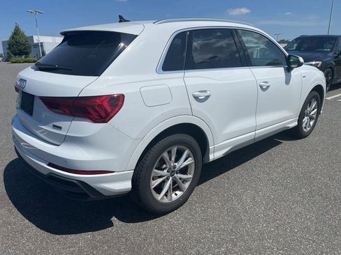 Certified 2023 Audi Q3 2.0T Premium w/ Convenience Package AWD/4WD image 4