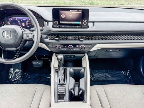 Certified 2024 Honda Accord EX image 13