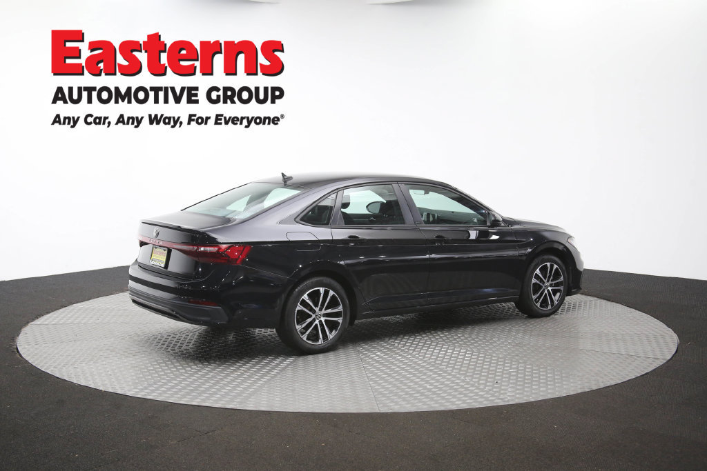 Used 2025 Volkswagen Jetta Sport FWD image 44