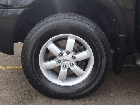 Used 2011 Nissan Titan S image 39