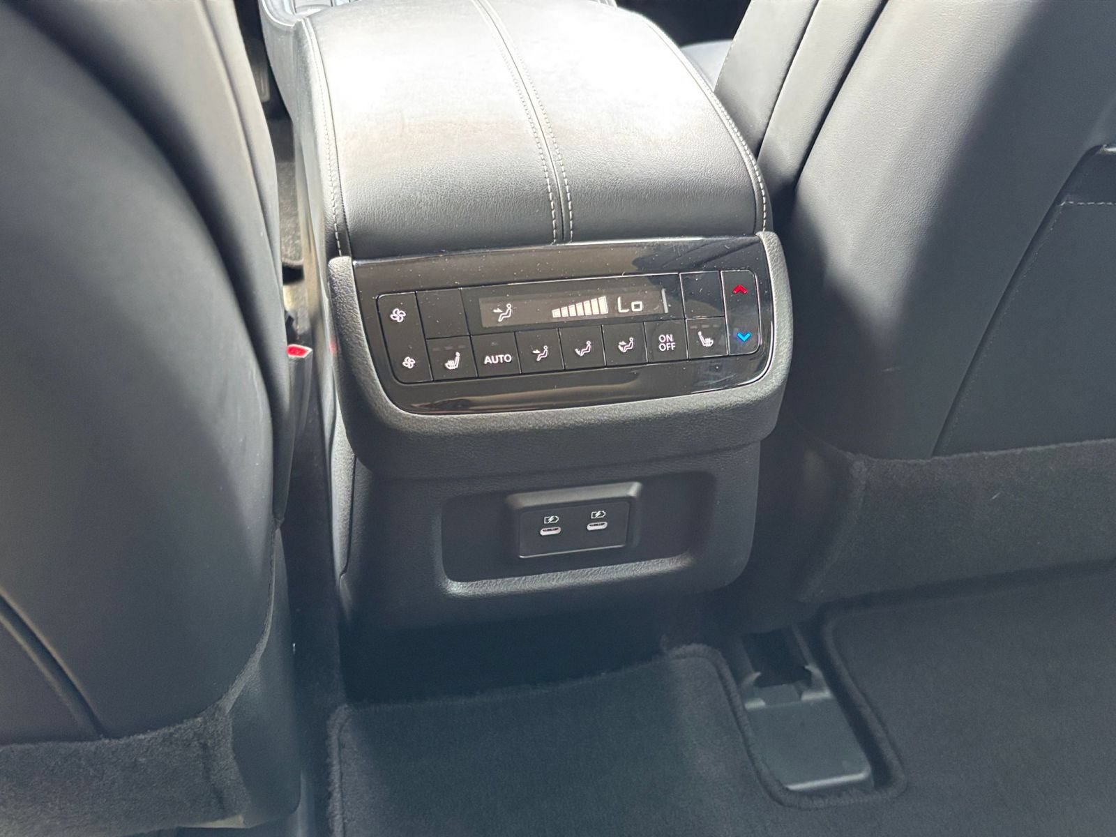 Used 2026 INFINITI QX60 Luxe FWD image 25
