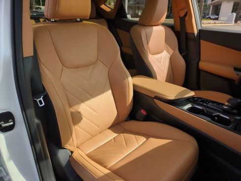 Used 2025 Lexus NX 450h+ AWD w/ Luxury Package image 31