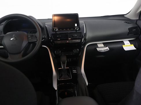 New 2025 Mitsubishi Eclipse Cross LE image 29