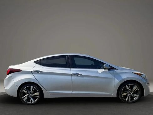 Used 2015 Hyundai Elantra Limited FWD image 4