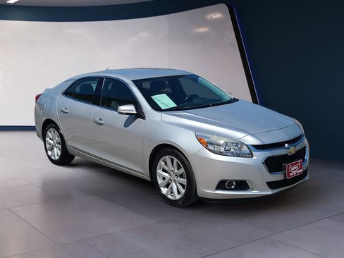 Used 2014 Chevrolet Malibu LT image 7